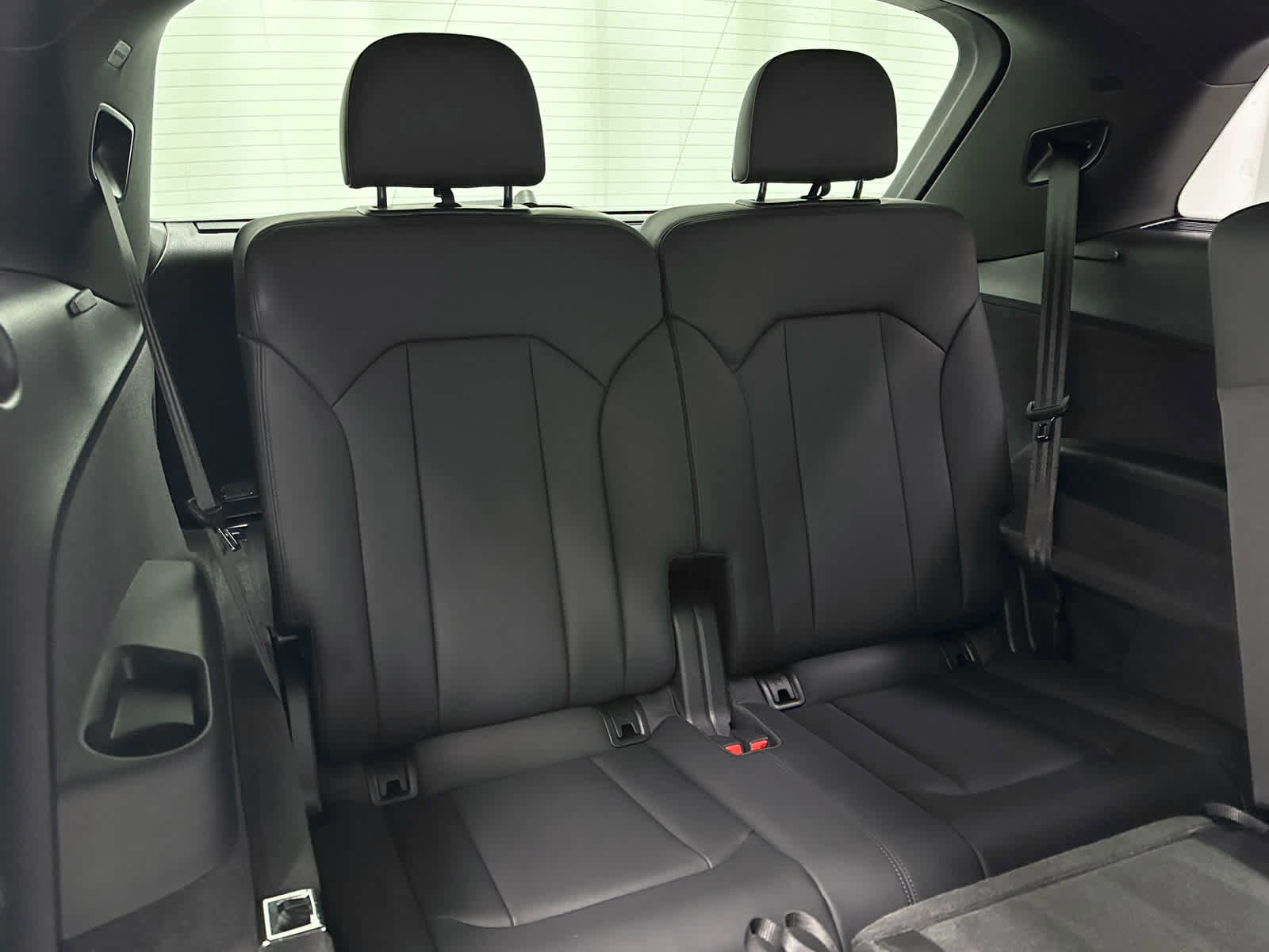 Used 2023 Audi SQ7 Prestige AWD/4WD image 24