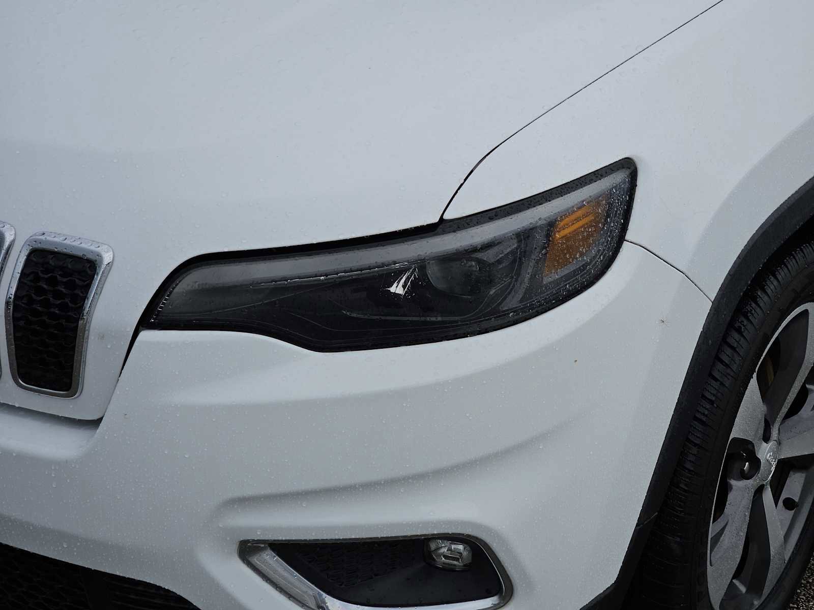 Used 2019 Jeep Cherokee Limited FWD image 7