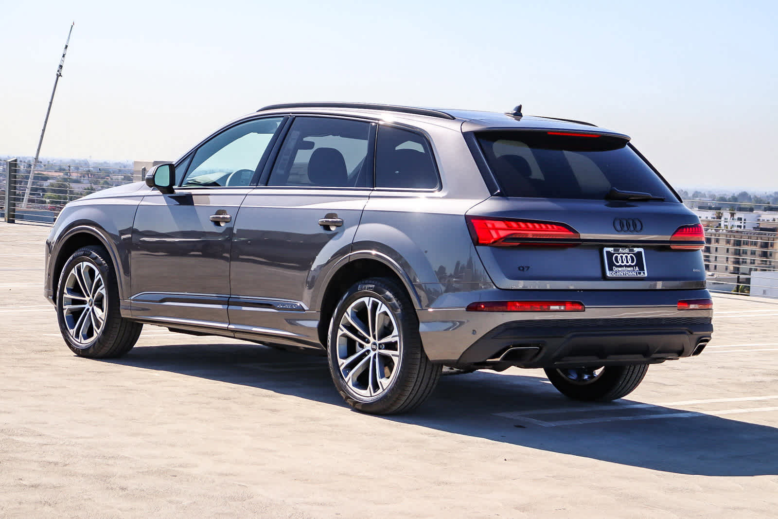 New 2026 Audi Q7 2.0T Premium image 6