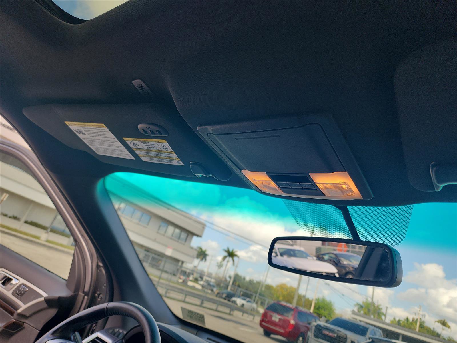 Used 2014 Ford Explorer Limited image 30