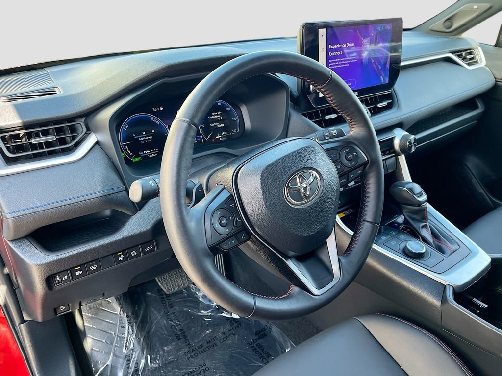 Used 2024 Toyota RAV4 XSE w/ Weather Package AWD/4WD image 9
