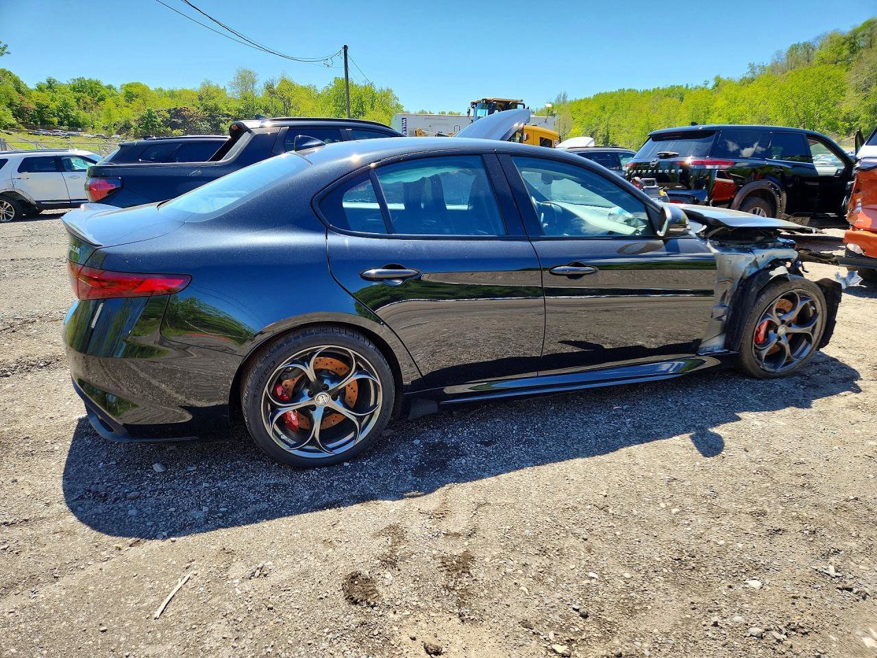 Used 2023 Alfa Romeo Giulia Quadrifoglio w/ Active Assist Plus Package RWD image 5