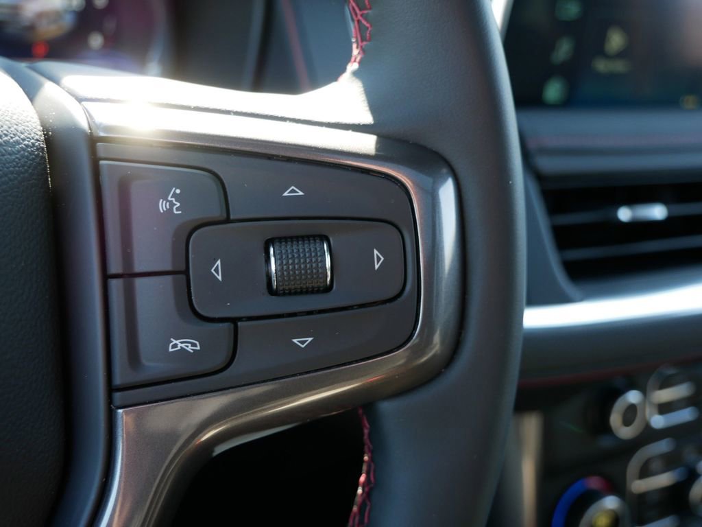 Used 2024 Chevrolet Suburban RST w/ Luxury Package image 24