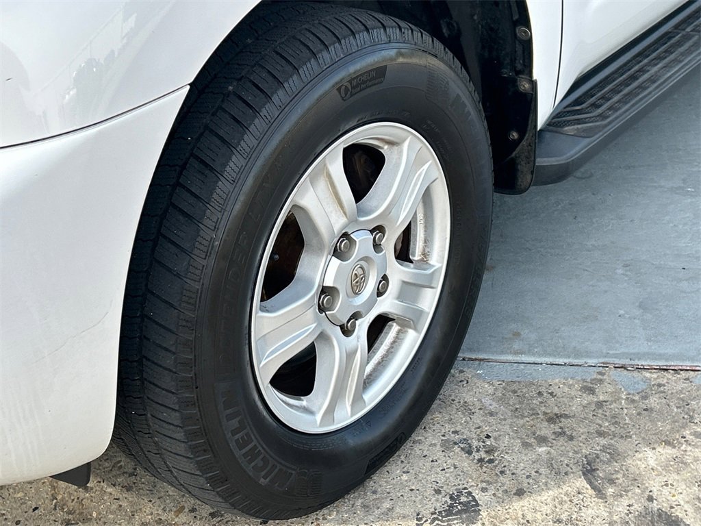 Used 2015 Toyota Sequoia SR5 image 30