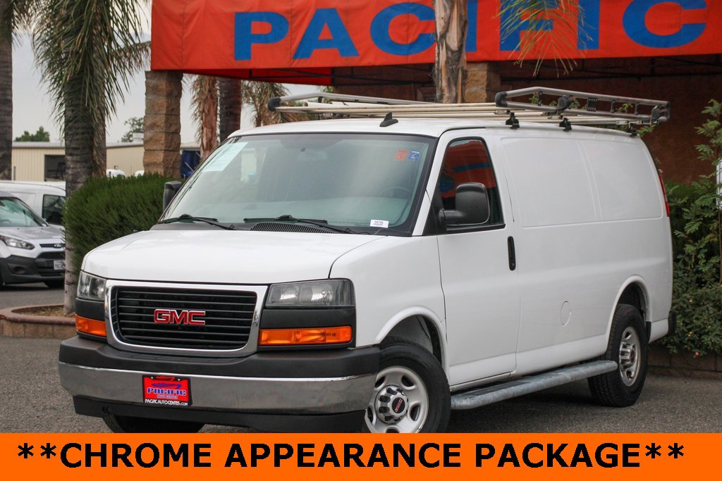 Used 2020 GMC Savana 2500 w/ Driver Convenience Package image 4