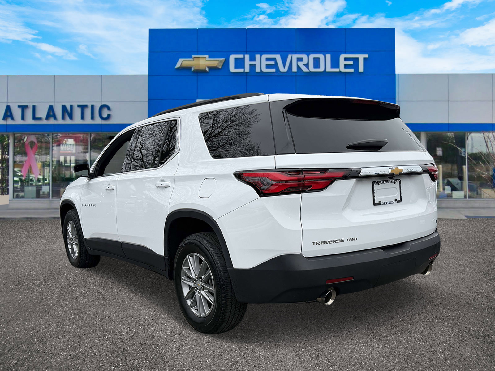 Certified 2023 Chevrolet Traverse LT AWD/4WD image 4