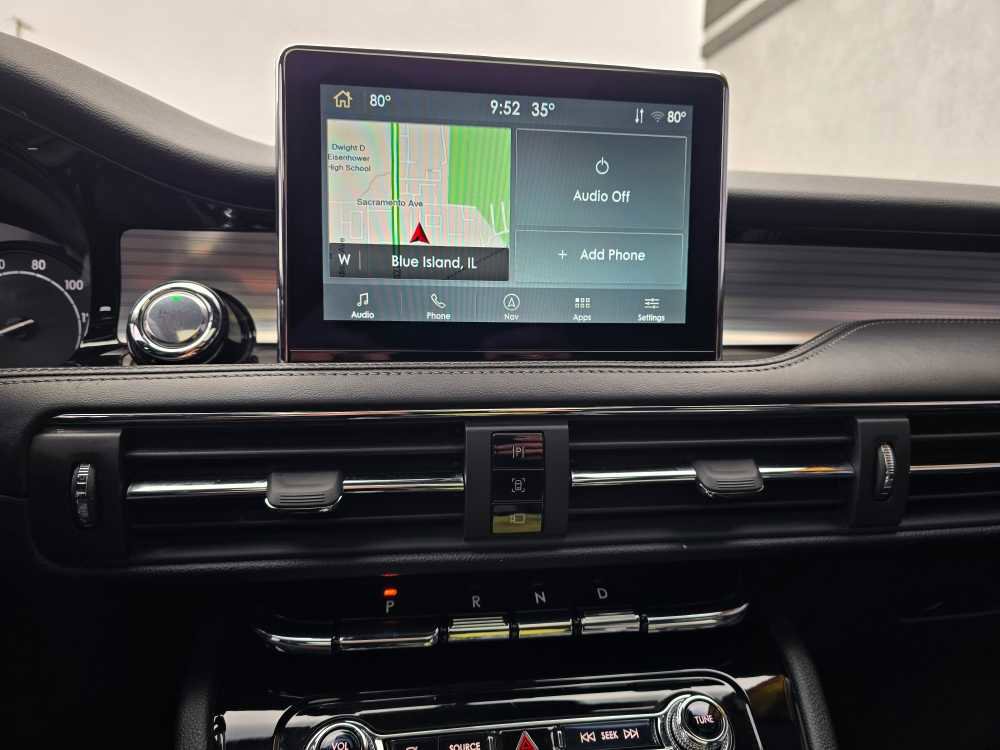 Used 2021 Lincoln Corsair AWD w/ Premium Package image 16