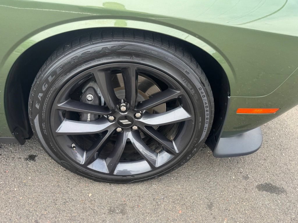 Used 2019 Dodge Challenger R/T Scat Pack w/ Shaker Package RWD image 18