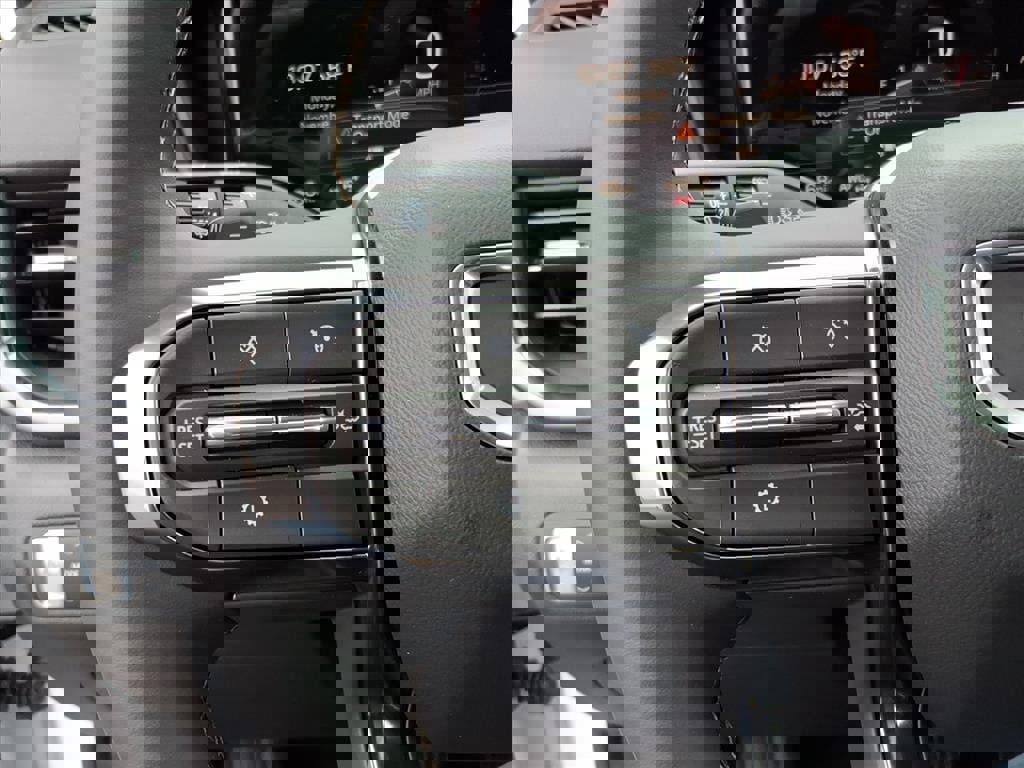 New 2026 GMC Terrain AT4 w/ Convenience Package III image 18