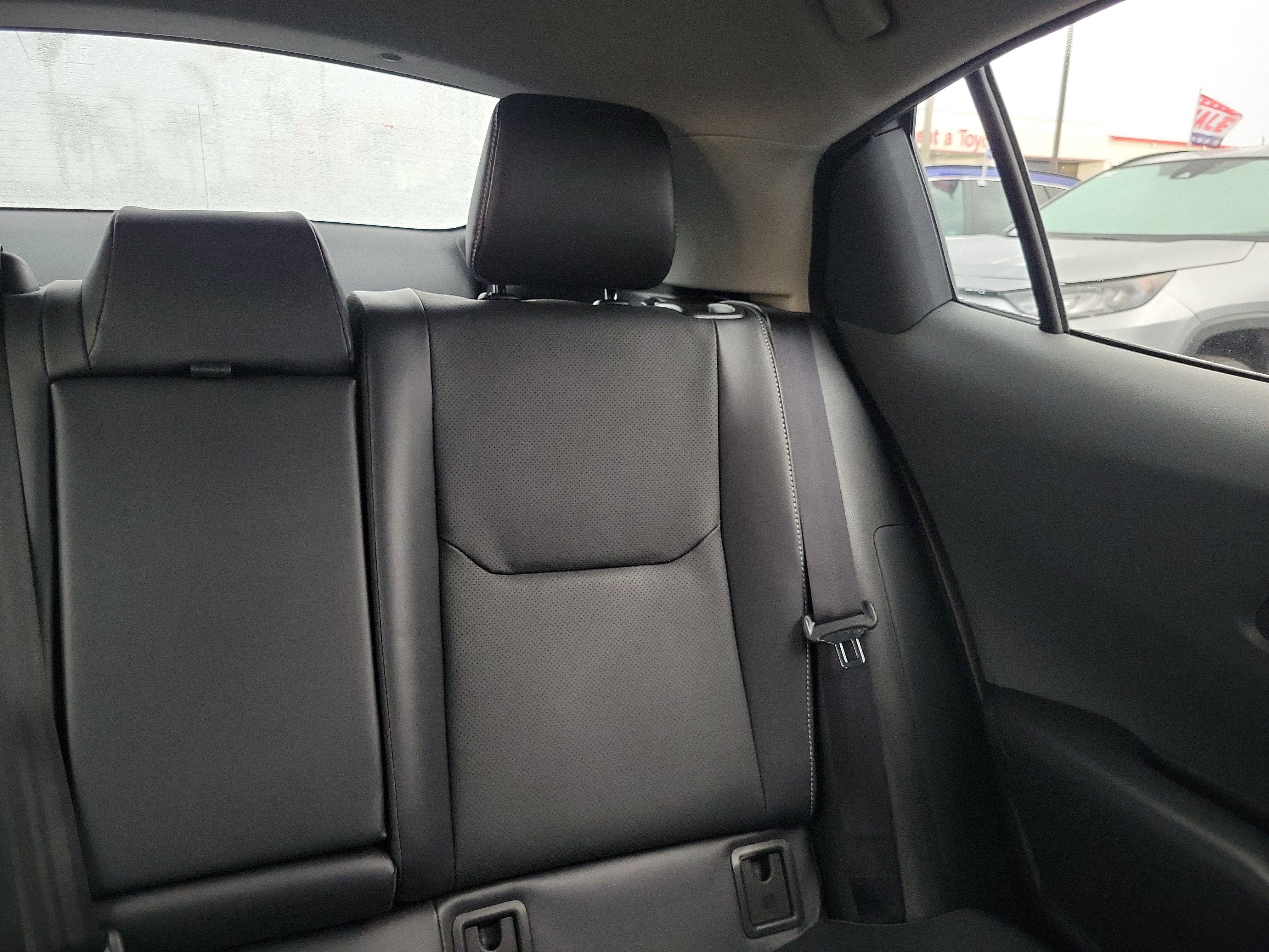 Used 2025 Toyota Prius XLE image 22