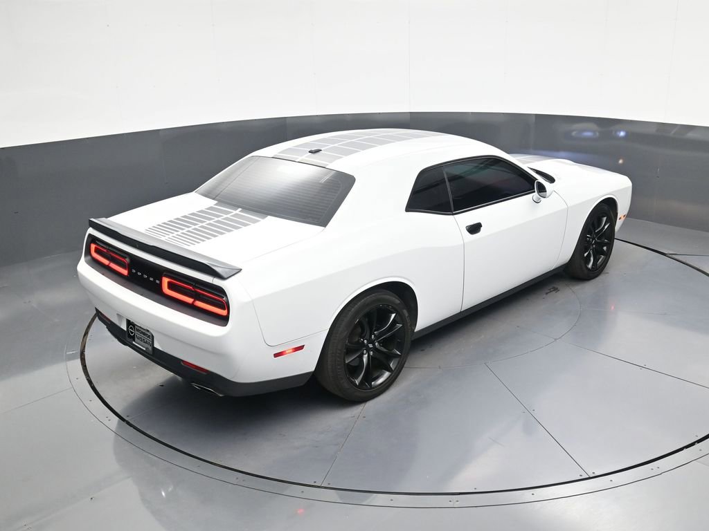 Used 2017 Dodge Challenger SXT w/ Blacktop Package RWD image 31