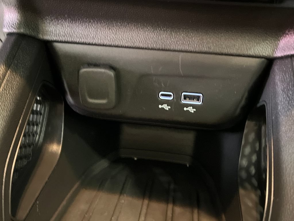 Used 2024 Chevrolet TrailBlazer LT FWD image 29