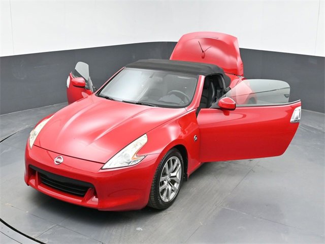 Used 2010 Nissan 370Z Touring image 51