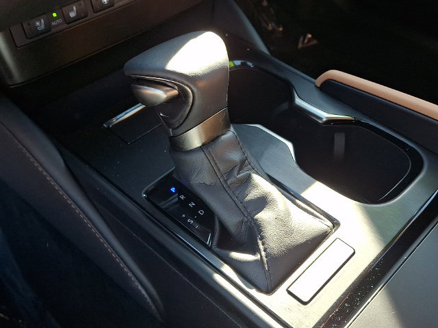 Certified 2023 Lexus ES 350 w/ Premium Package FWD image 16