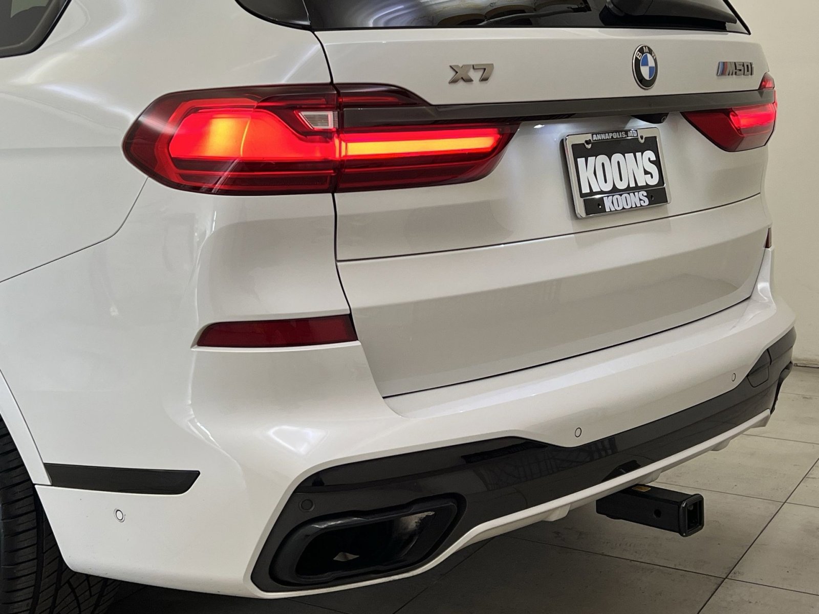 Used 2022 BMW X7 M50i image 30