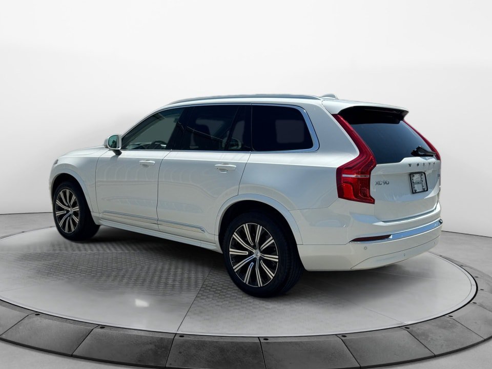 Certified 2025 Volvo XC90 B5 Core AWD/4WD image 5