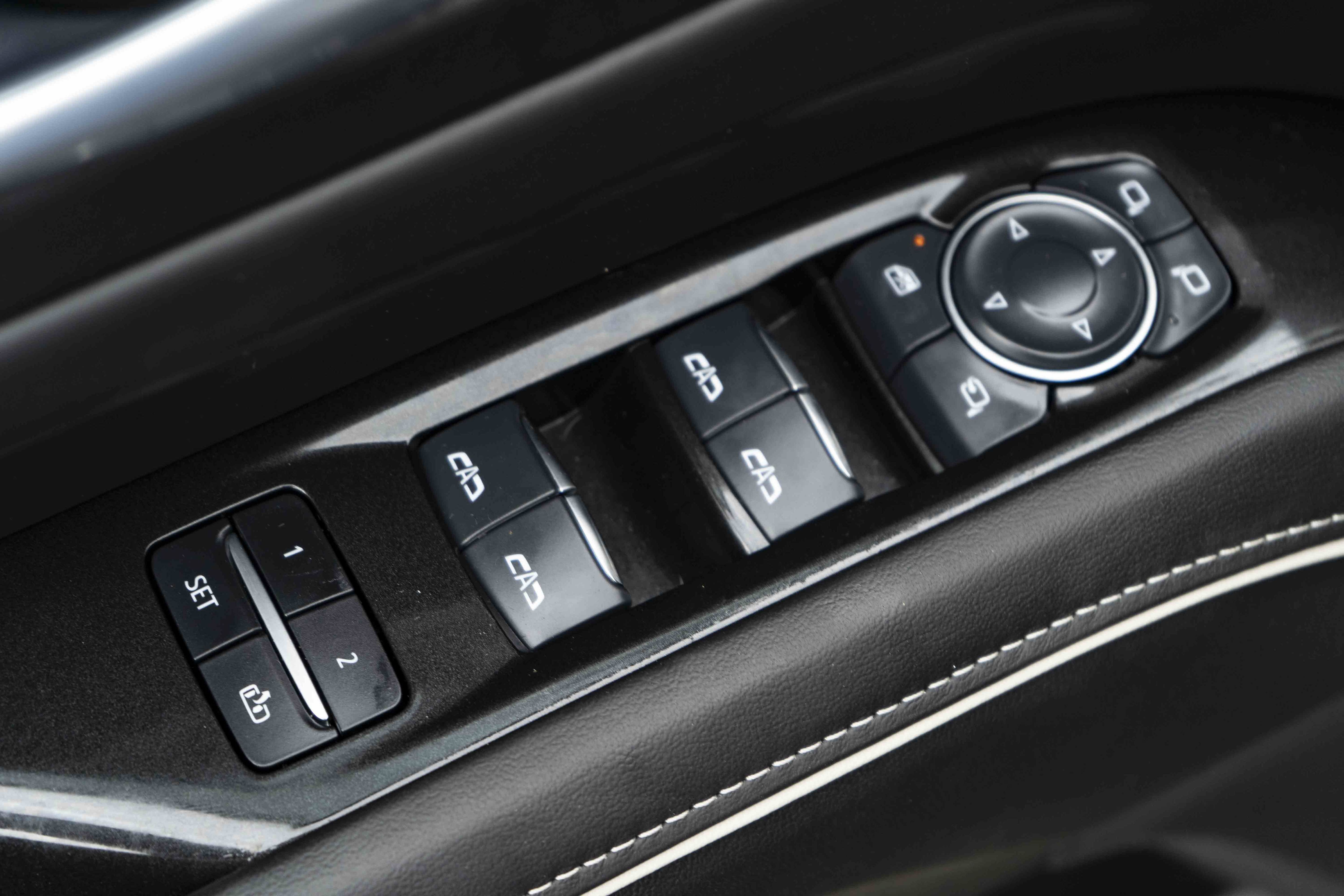 Used 2024 Cadillac Escalade Sport Platinum AWD/4WD image 38