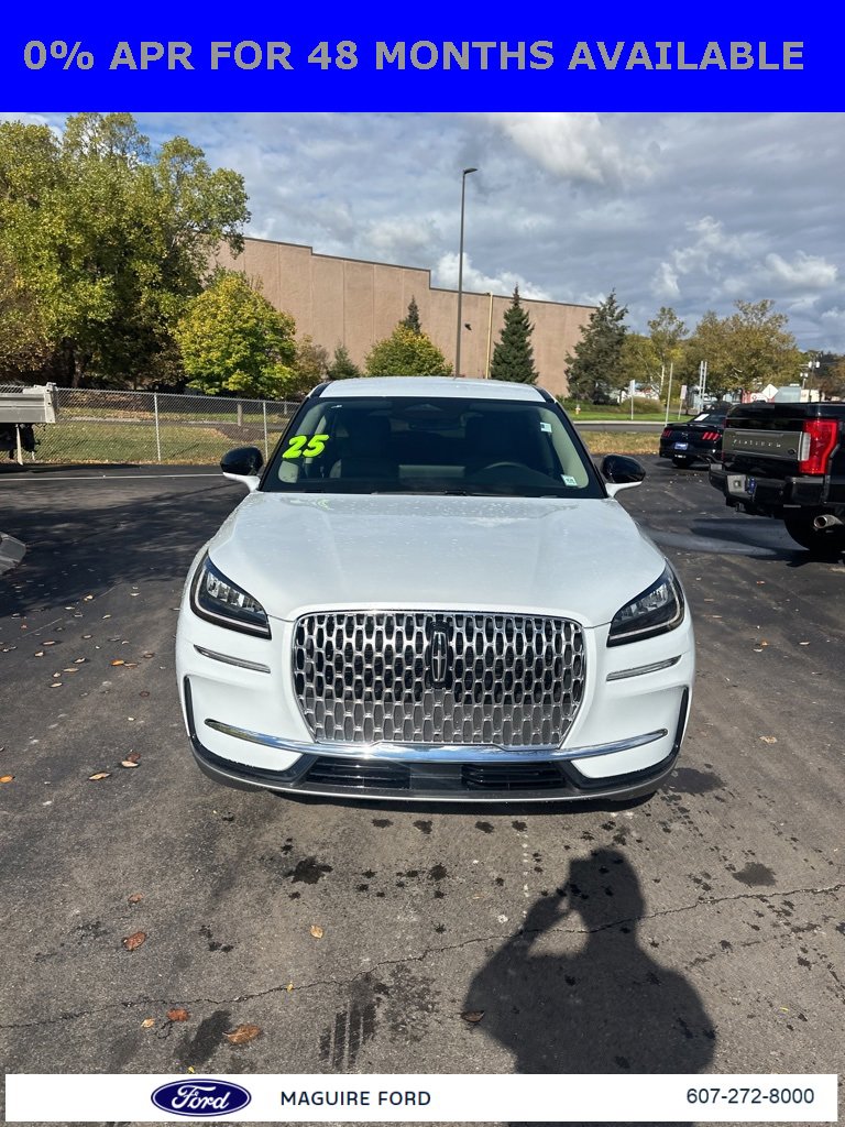New 2025 Lincoln Corsair AWD w/ Rear Removable Package Tray image 2