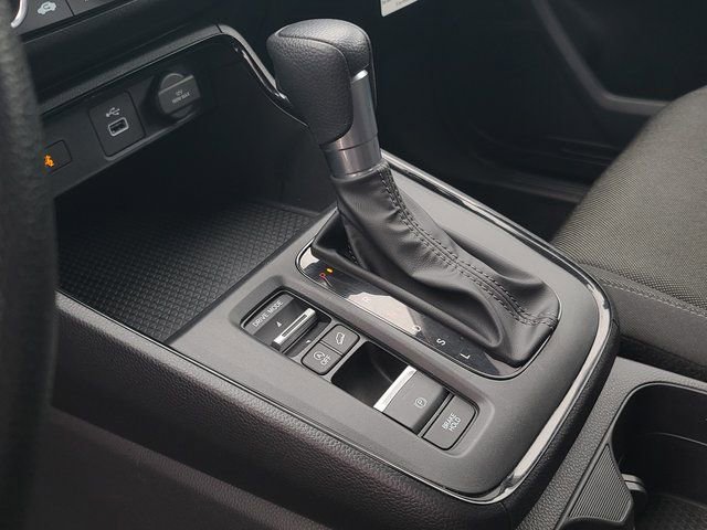 Used 2025 Honda CR-V LX image 7