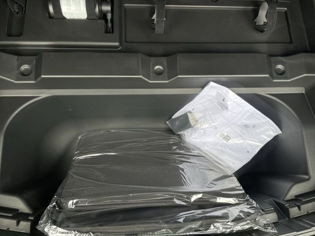 New 2026 Chevrolet Equinox EV LT AWD/4WD image 26