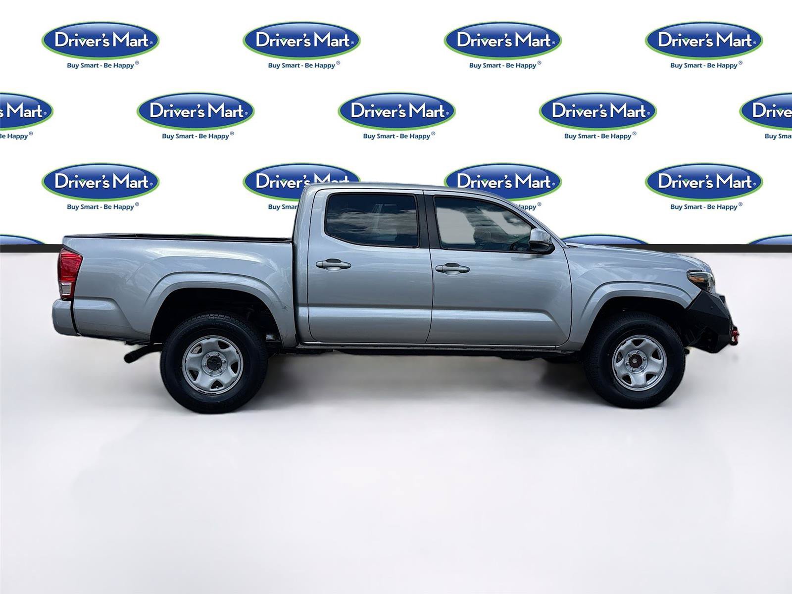 Used 2017 Toyota Tacoma SR RWD image 8