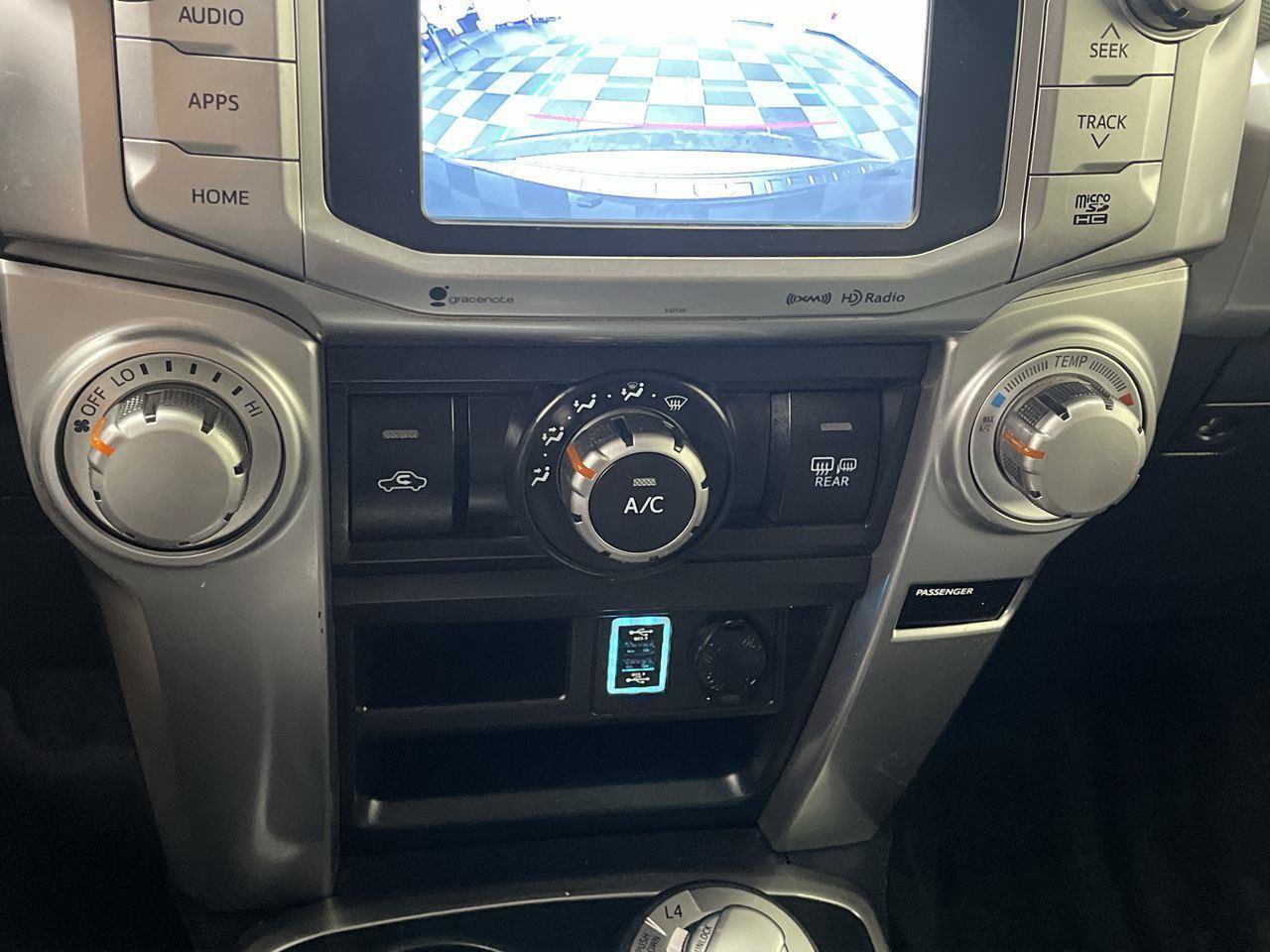 Used 2018 Toyota 4Runner SR5 Premium AWD/4WD image 21