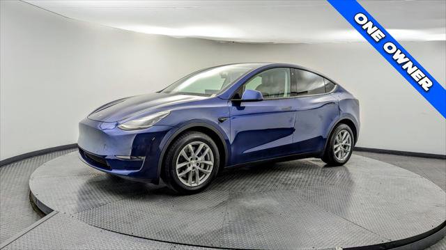 Used 2022 Tesla Model Y Long Range image 2