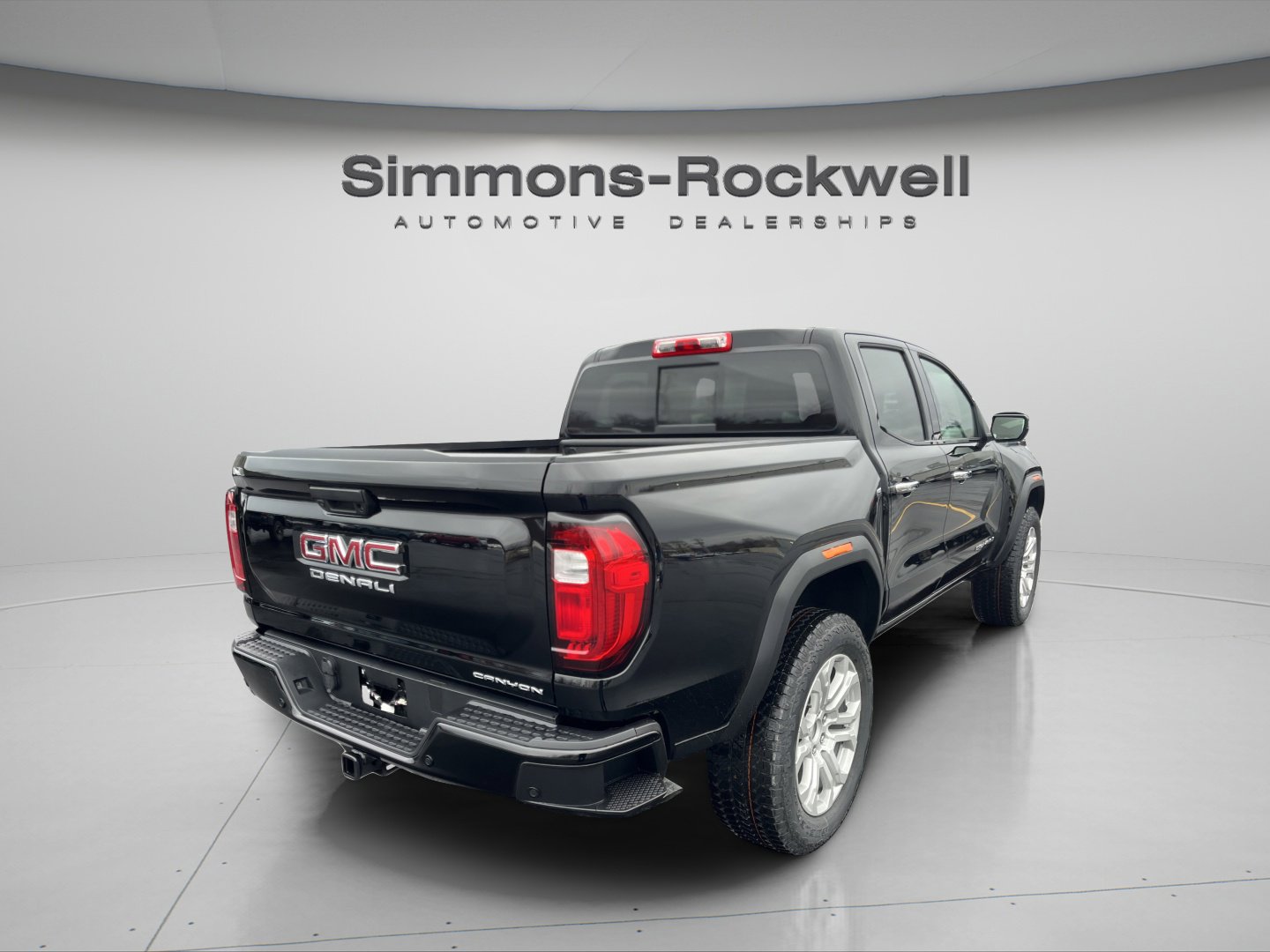 New 2026 GMC Canyon Denali w/ LPO, Denali Black Edition image 7