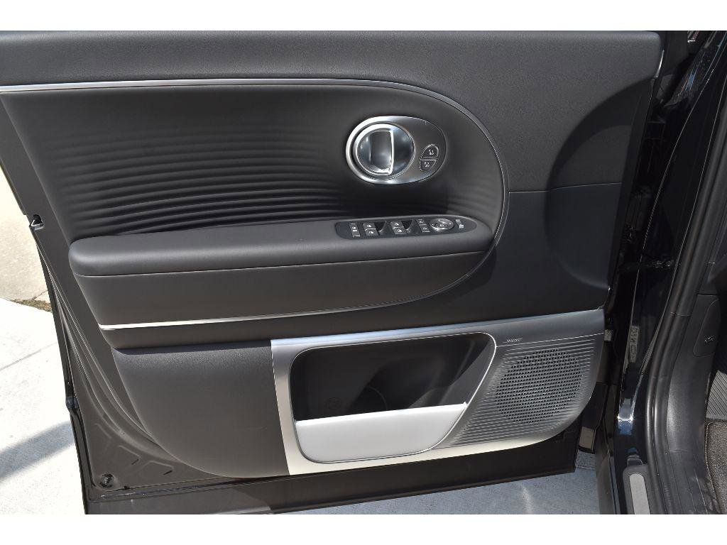 New 2026 Hyundai Ioniq 9 Limited image 58