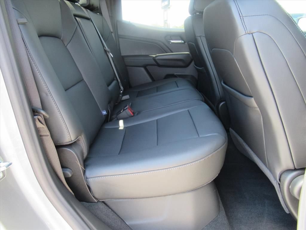 New 2026 GMC Canyon Elevation w/ Convenience Package RWD image 28