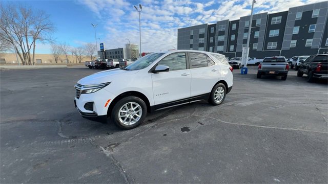Used 2022 Chevrolet Equinox LT image 4