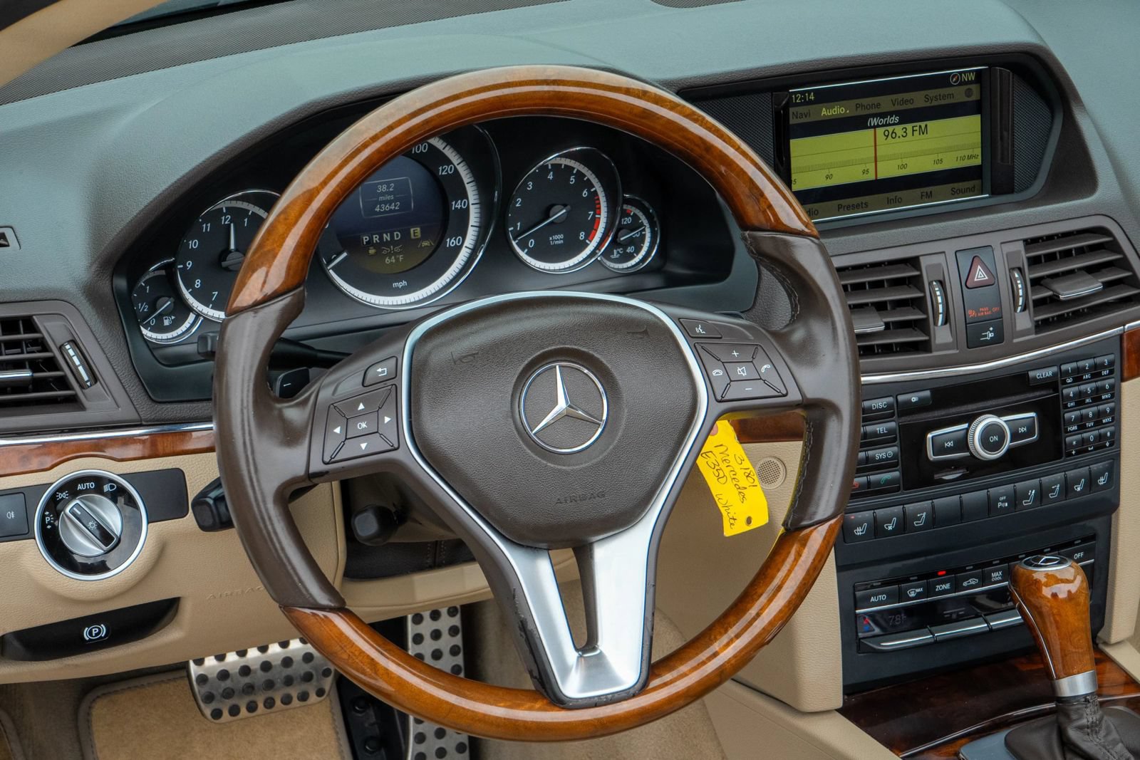 Used 2012 Mercedes-Benz E 350 Cabriolet image 31