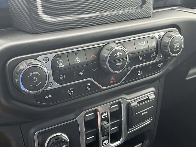 Used 2022 Jeep Wrangler Unlimited Sport AWD/4WD image 30