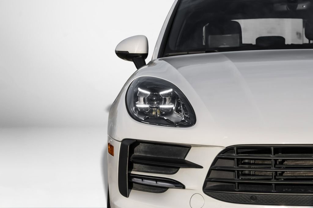 Used 2020 Porsche Macan image 52