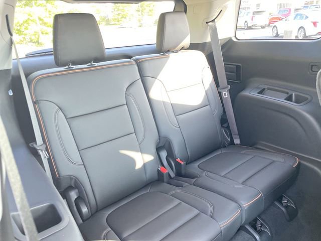 Used 2023 GMC Acadia AT4 AWD/4WD image 16