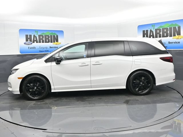 Used 2023 Honda Odyssey Sport image 2