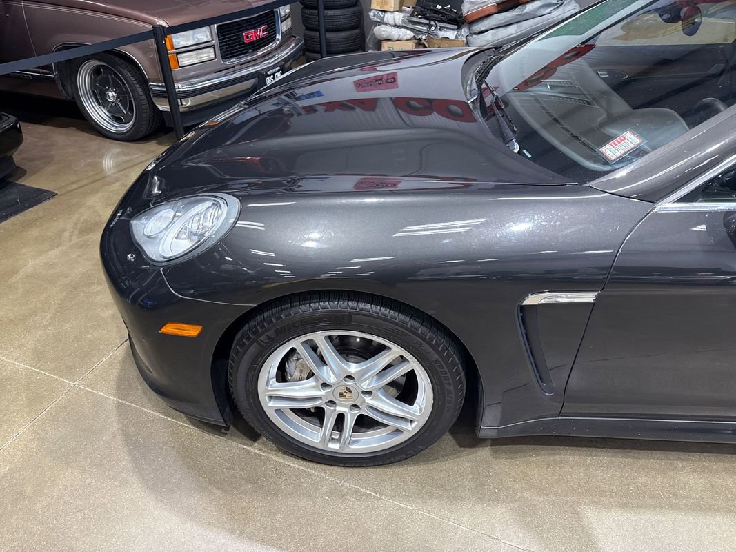 Used 2013 Porsche Panamera 4S image 99