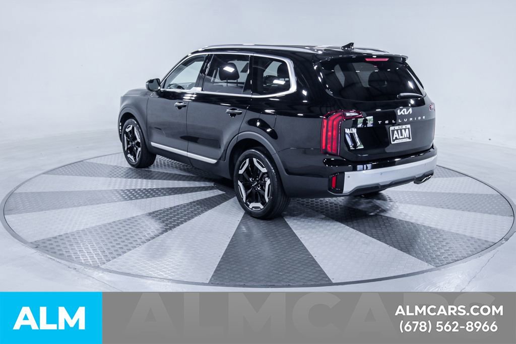 Used 2024 Kia Telluride S w/ S Sunroof Package FWD image 7