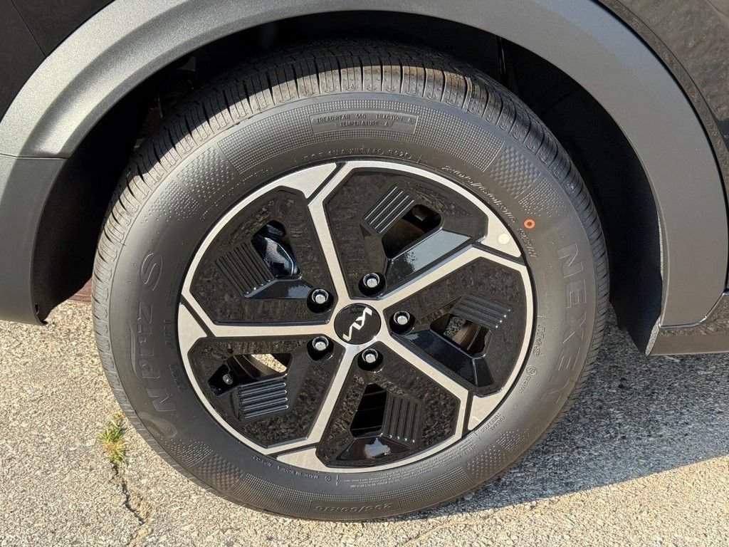 New 2026 Kia Niro EX w/ EX Premium Package FWD image 4