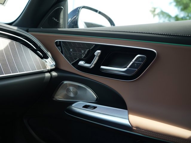 Used 2026 Mercedes-Benz E 350 4MATIC Sedan image 30