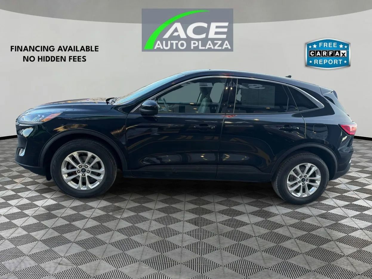 Used 2020 Ford Escape SE image 8