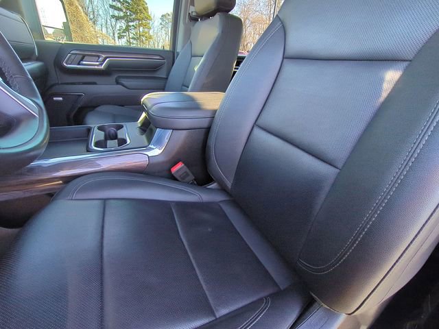 Used 2024 Chevrolet Silverado 2500 LTZ w/ LTZ Plus Package image 27