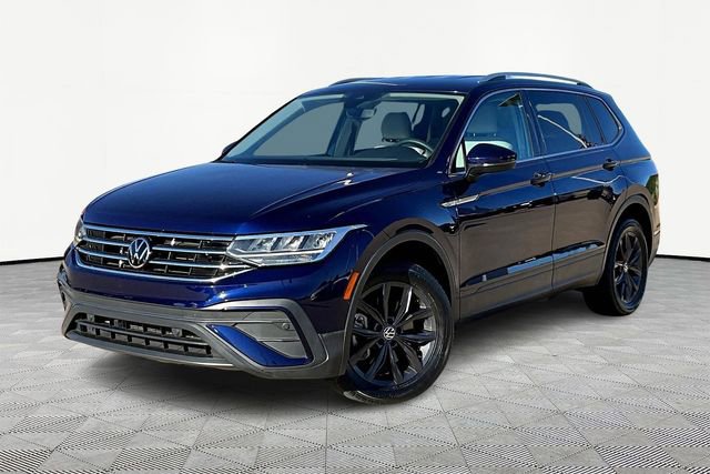 Used 2022 Volkswagen Tiguan SE