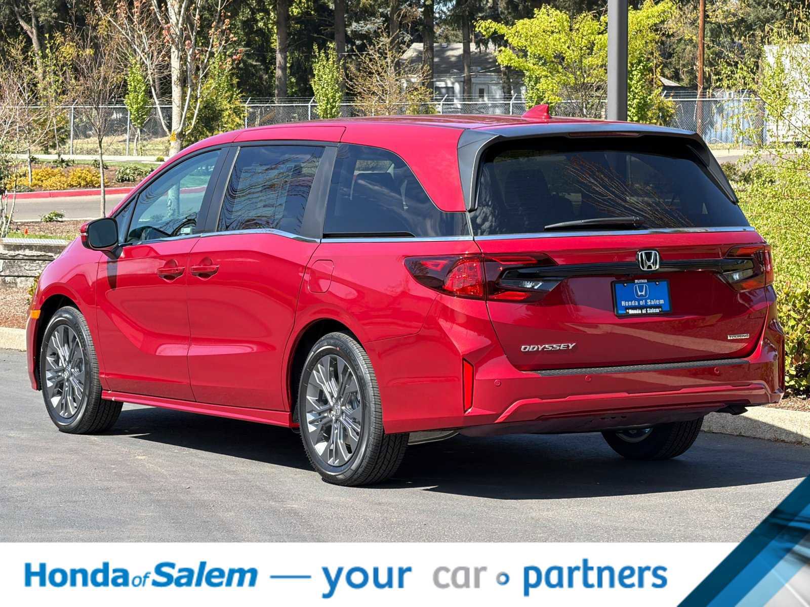 New 2026 Honda Odyssey Touring image 7