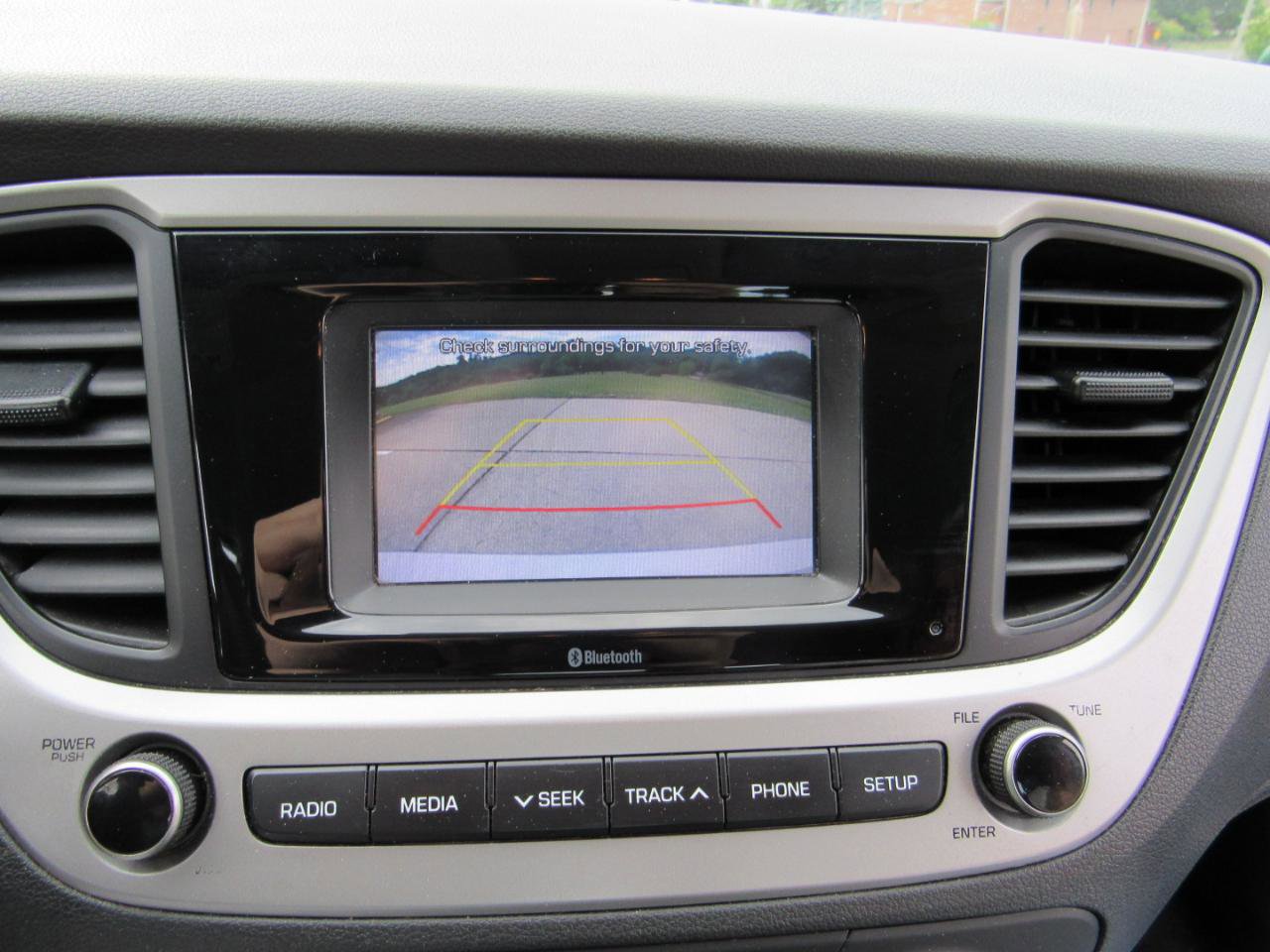 Used 2021 Hyundai Accent SE FWD image 12