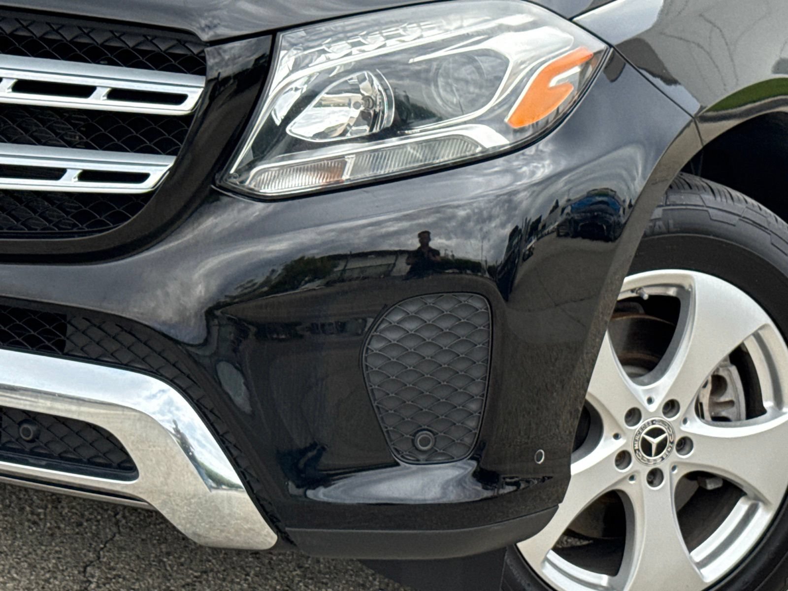 Used 2019 Mercedes-Benz GLS 450 4MATIC image 3