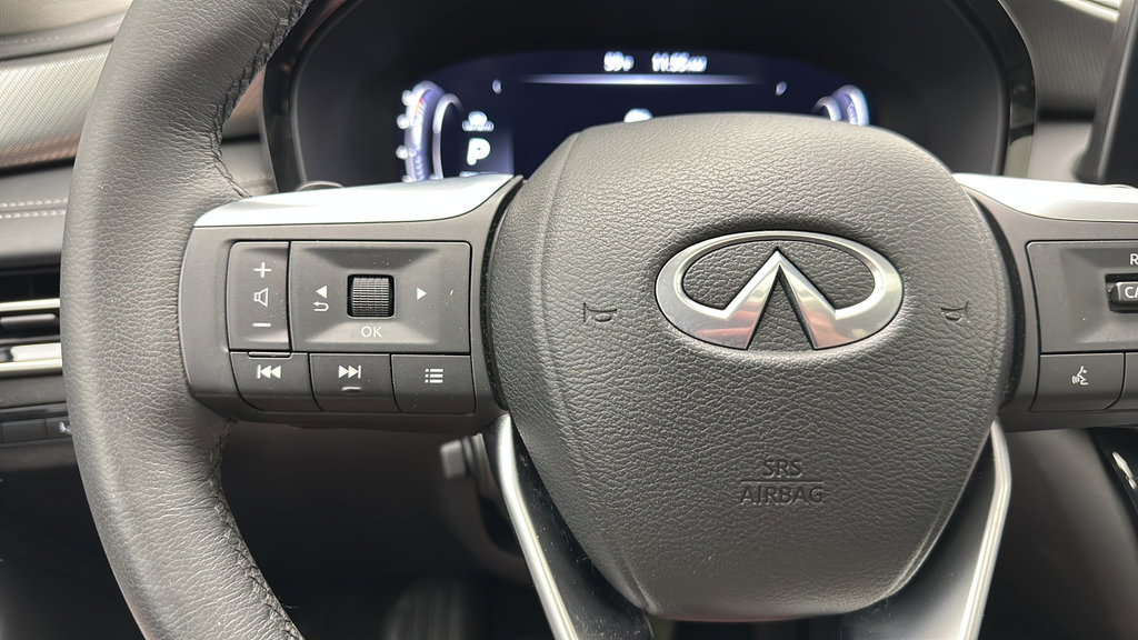 Used 2023 INFINITI QX60 Luxe w/ Vision Package AWD/4WD image 18