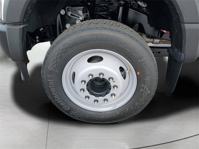 New 2025 Ford F450 XL image 10