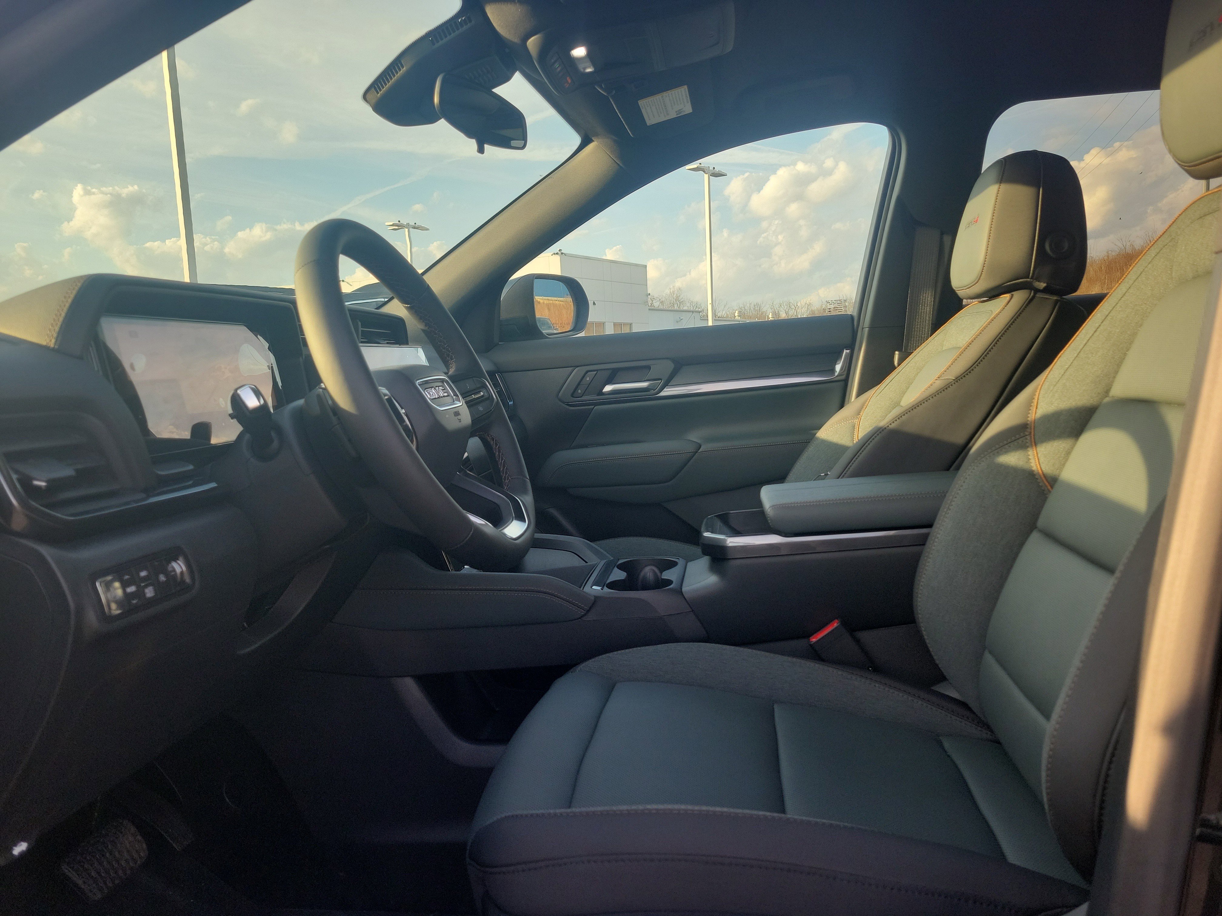 New 2026 GMC Terrain AT4 w/ Convenience Package III image 18