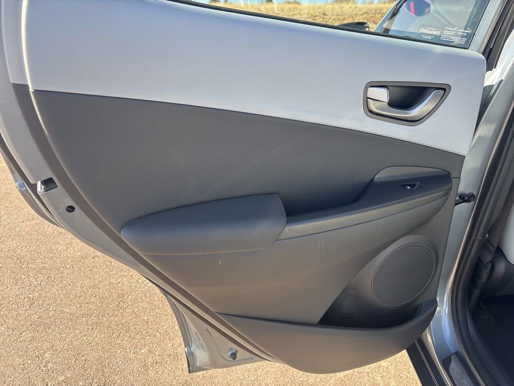 Used 2021 Hyundai Kona Ultimate image 12